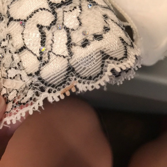 🥳 5 for $25🥳 Victoria’s Secret Bra - Picture 5 of 6